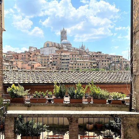 Camporegio 31- In Centro Con Vista Sul Duomo Siena Exterior foto